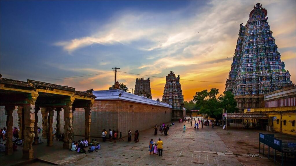 tamilnadu tour packages from Bhubaneswar with Meenakshi Amman Temple Madurai