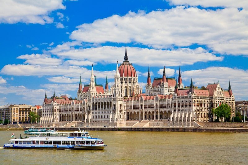 Hungarian-budapest-europe-tour