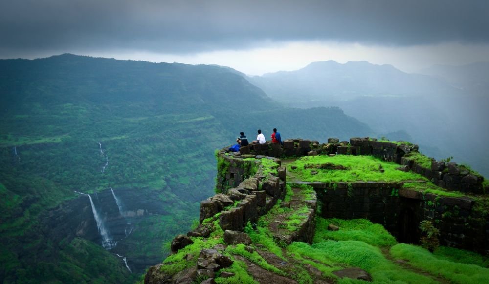 Lonavala viewpoint during monsoon near Matheran