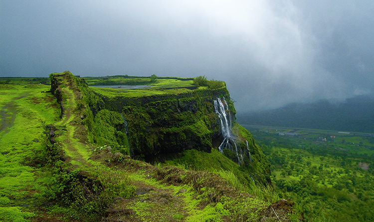 Mahabaleshwar tour package in monsoon from Odisha
